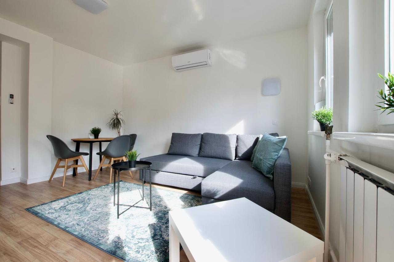 Standard Apartment By Hi5 - Dessewffy 37 Suites บูดาเปสต์ ภายนอก รูปภาพ