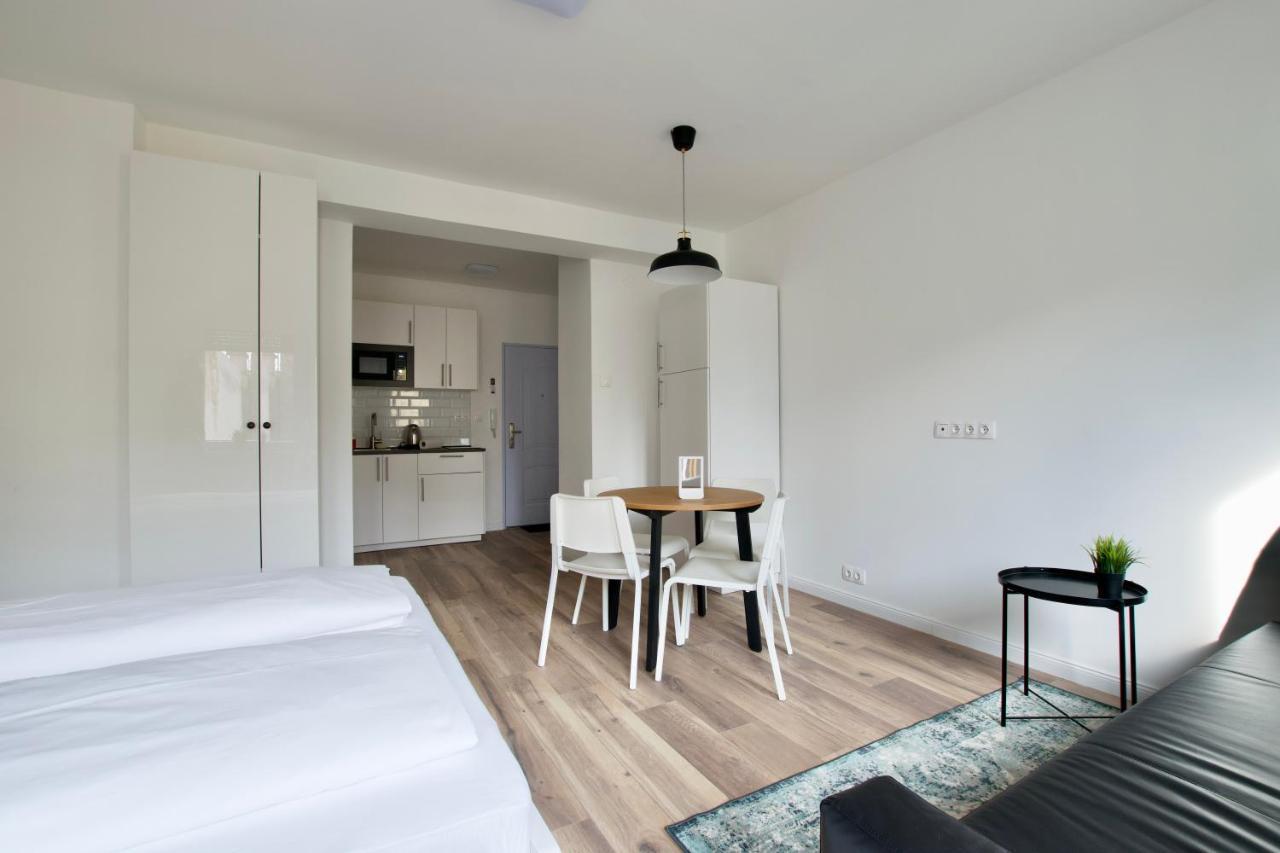 Standard Apartment By Hi5 - Dessewffy 37 Suites บูดาเปสต์ ภายนอก รูปภาพ